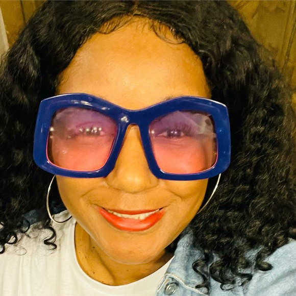 Accessories - Oversize Frames